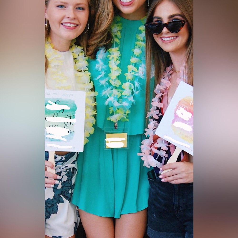 She + Sky Set! High neck top and flowy shorts size medium sea foam green